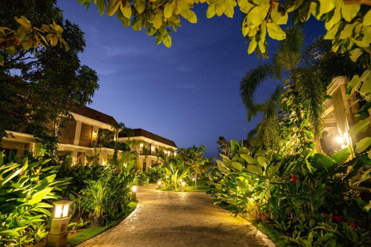 Maira Resort And Convention Centre Raipur  Bagian luar foto