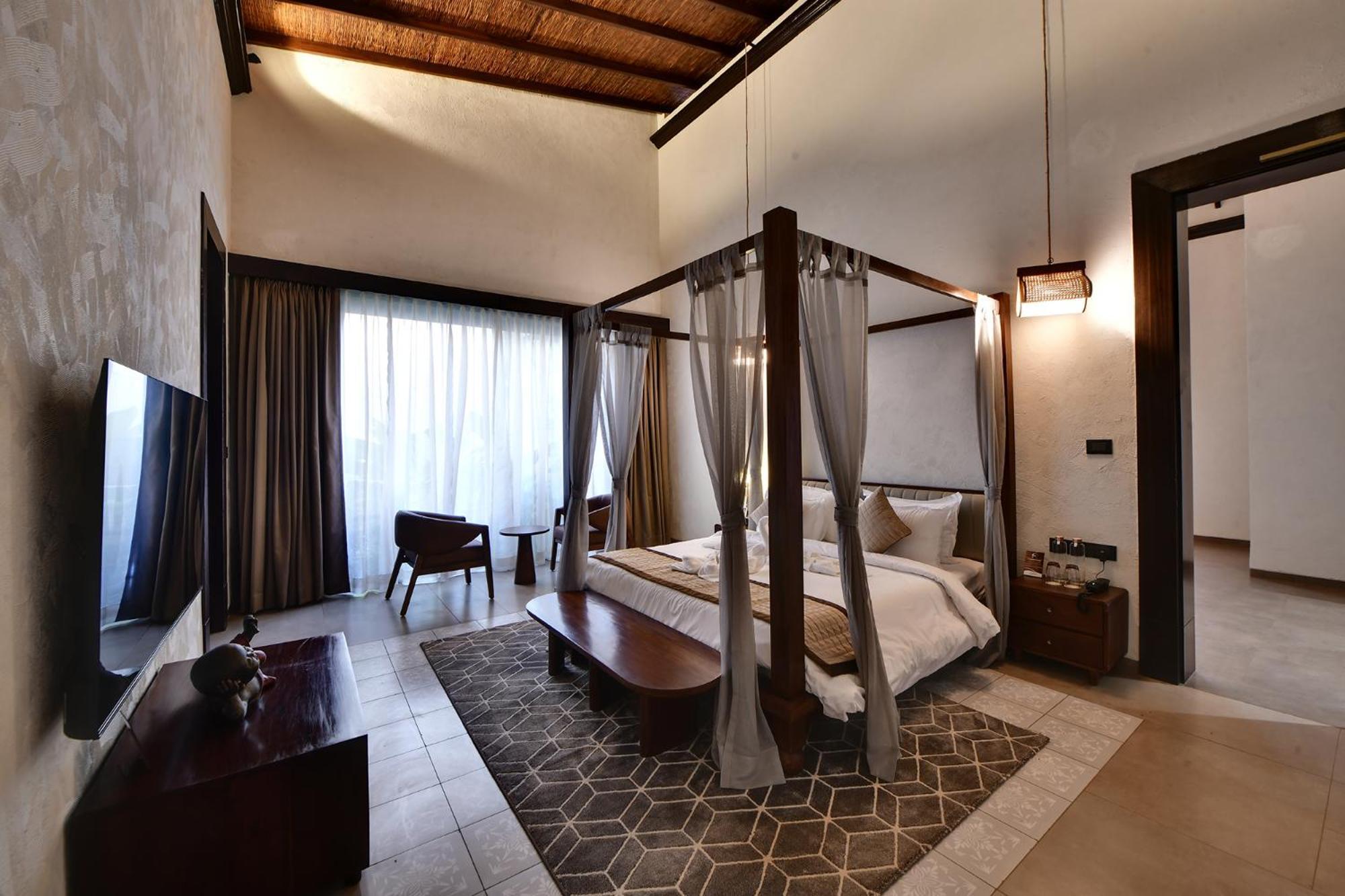 Maira Resort And Convention Centre Raipur  Bagian luar foto