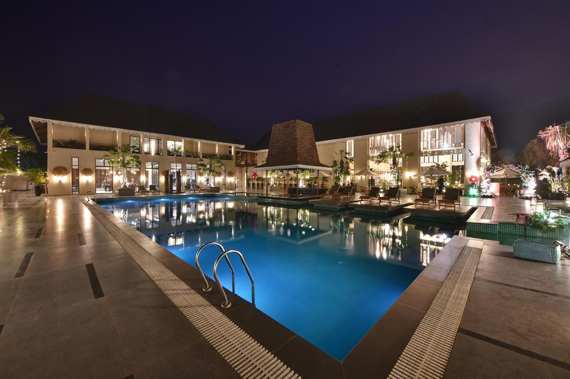 Maira Resort And Convention Centre Raipur  Bagian luar foto